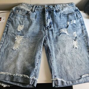 Carbon Ripped Jean Shorts in Size 36